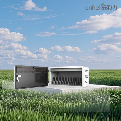 ABS Mühendislik Plastik Bölücü ve Tıbbi Ultra-Sessiz Tekerlekler ile Kompakt 640x360x370mm Tablet Şarj Dolabı